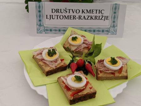 Tekmovanje kuharjev amaterjev v pripravi zdravih obloženih kruhkov 25